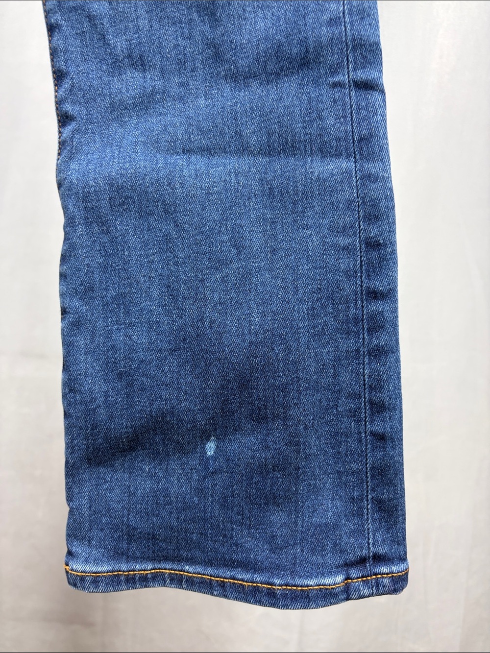 Veronica Beard Carly Kick Flare High Rise Jeans in Bright Blue Wash. - Picture 10 of 10